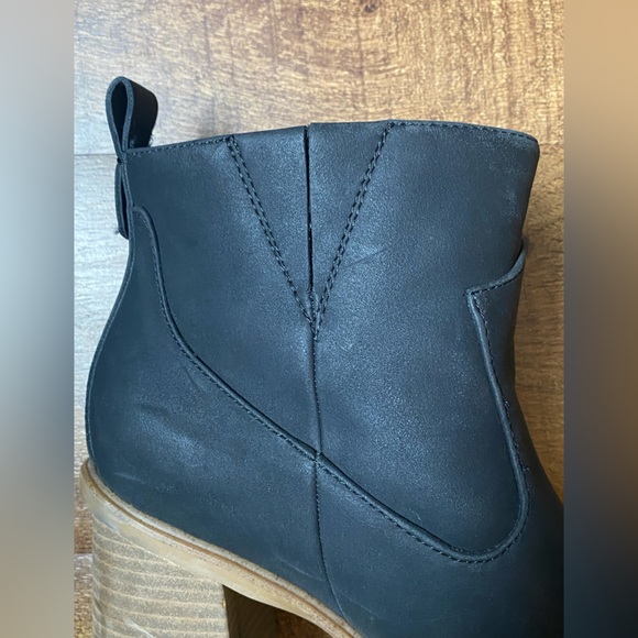 Dr School’s Rodeo Block Heel Boot - Picture 4 of 11